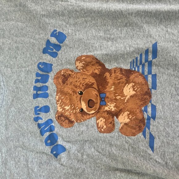dont hug me graphic tee - Picture 2 of 5